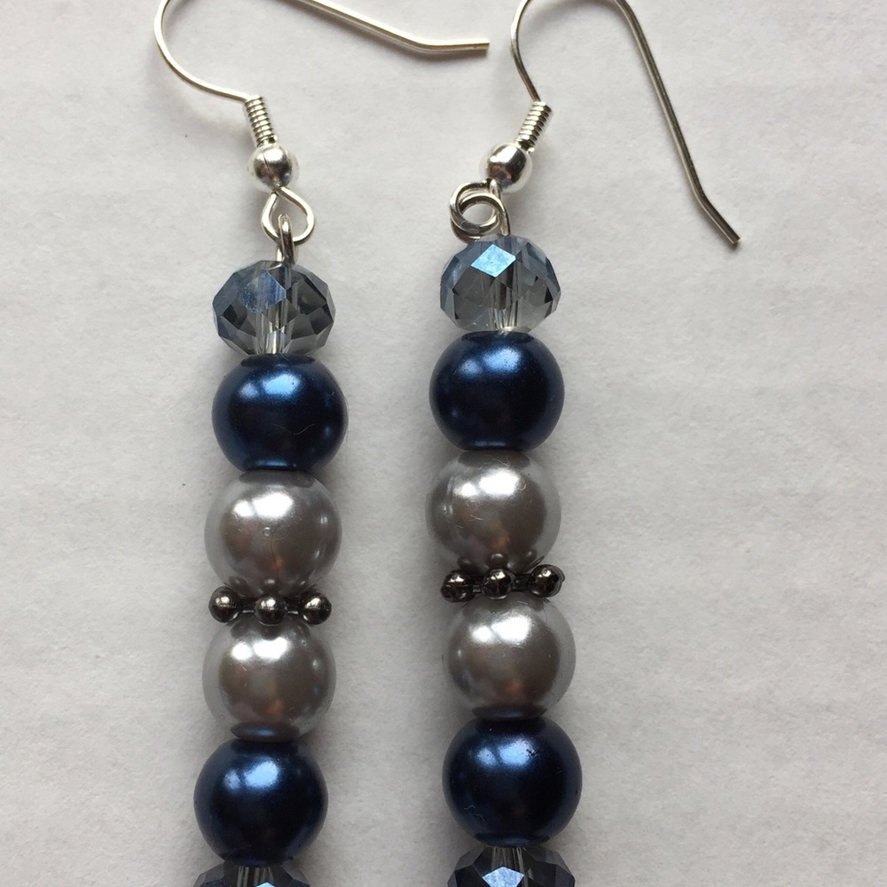 Crystal dark blue pearl glass vintage earrings